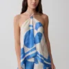 Adelaide draperad satin-haltertop – blått geometriskt mönster
