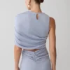 Adrienne enaxlad lurex-top – pastellblå