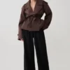 Alden kort trenchcoat – chokladbrun Alden kort trenchcoat – chokladbrun