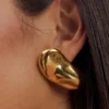 Alicia horisontella örhängen – guld Alicia horisontella örhängen – guld