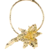 Allona blommig choker – guld Allona blommig choker – guld