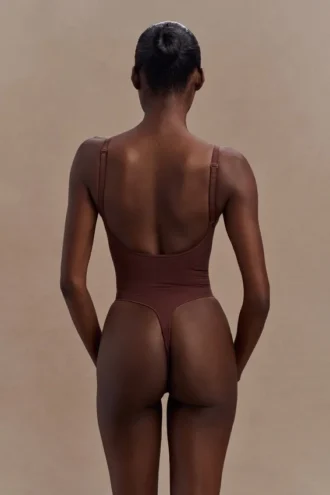 Alyssa rygglös shapewear-bodysuit – Espresso