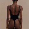 Alyssa rygglös shapewear-bodysuit – svart Alyssa rygglös shapewear-bodysuit – svart