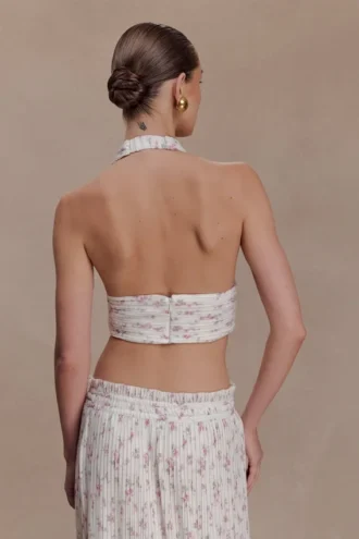 Amaris ärmlös plisserad halterneck-top – blommigt ditsy-mönster