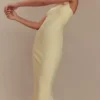 Amelita Suiting Halter Midi Klänning – Pale Lemon Amelita Suiting Halter Midi Klänning – Pale Lemon