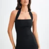 Amelita Suiting Halter Mini Klänning – Svart Amelita Suiting Halter Mini Klänning – Svart