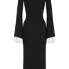 Amirose Ruffle Knit Midi Klänning – Svart Amirose Ruffle Knit Midi Klänning – Svart