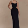 Angelique Beaded Crepe Maxi Klänning – Svart Angelique Beaded Crepe Maxi Klänning – Svart