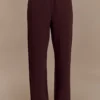 August joggingsbyxor med raka ben – choklad August joggingsbyxor med raka ben – choklad