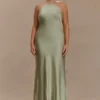 Bella Satin Halter Maxi Klänning – Sage Bella Satin Halter Maxi Klänning – Sage