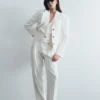Bellamy Cinched Blazer – Elfenben Bellamy Cinched Blazer – Elfenben