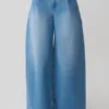 Bobby Oversized-jeans med veck fram – sommarblå Bobby Oversized-jeans med veck fram – sommarblå