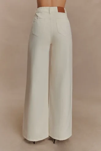 Carmella broderade jeans – Ecru