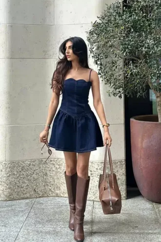 Cheyenne Scallop Denim Mini Klänning – Indigo Blue Cheyenne Scallop Denim Mini Klänning – Indigo Blue