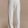Fatima Satin Straight Leg Byxor – Vit Fatima Satin Straight Leg Byxor – Vit