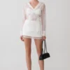 Frankie minikjol i satin – vit Frankie minikjol i satin – vit