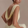 Galilea draperad maxiklänning i crepe – Lemon