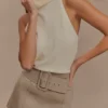 Hayes minikjol i imitationsmocka med bälte – sand Hayes minikjol i imitationsmocka med bälte – sand