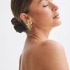 Infatuated Drop Flower örhängen – guld Infatuated Drop Flower örhängen – guld