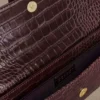 Jessica clutch i imiterat krokodilläder – vinröd Jessica clutch i imiterat krokodilläder – vinröd