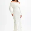 Kiki Off Shoulder Knit Rose Maxi Klänning – Ivory Kiki Off Shoulder Knit Rose Maxi Klänning – Ivory