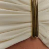 Kinsley Slinky-toppar med metallbeslag – Ivory Kinsley Slinky-toppar med metallbeslag – Ivory