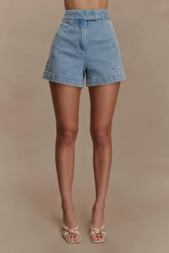 Kylee broderade shorts – mellablå Kylee broderade shorts – mellablå