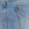 Lakoda minikjol i denim med uppvikt fåll – tvättad ljusblå Lakoda minikjol i denim med uppvikt fåll – tvättad ljusblå