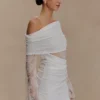 Luxie Lace Knit Mini Klänning – Ivory Luxie Lace Knit Mini Klänning – Ivory