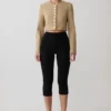Marielle kort jacka med knappar – taupe Marielle kort jacka med knappar – taupe