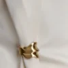 Marina halterneck-top med metalldetaljer – elfenben