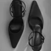 Marley Satin Pointed Heel – Svart Marley Satin Pointed Heel – Svart