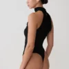 Matilda rynkad bodysuit i mesh – svart Matilda rynkad bodysuit i mesh – svart