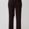 Mattais bouclé-stickade byxor – mörk choklad Mattais bouclé-stickade byxor – mörk choklad
