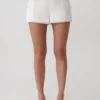 Melody linneShorts med spets – Vit