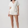 Melody linneShorts med spets – Vit