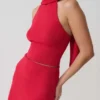 Misty Halter rygglös stickad topp – röd Misty Halter rygglös stickad topp – röd
