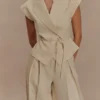 Raya linnebyxor med medelhög midja och vida ben – naturbeige Raya linnebyxor med medelhög midja och vida ben – naturbeige