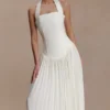 Stacie plisserad halterneck-maxiklänning – Ivory Stacie plisserad halterneck-maxiklänning – Ivory