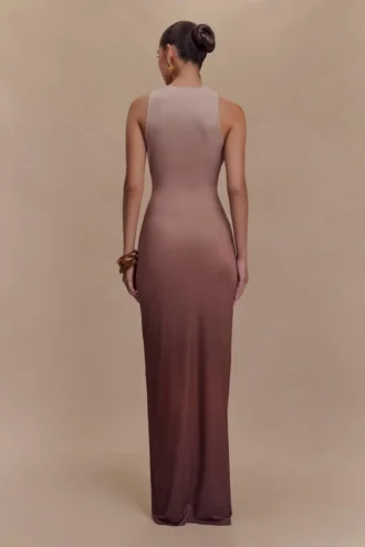 Stella draperad, figurnära maxiklänning – Mocha Ombre
