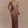 Stella draperad, figurnära maxiklänning – Mocha Ombre Stella draperad, figurnära maxiklänning – Mocha Ombre