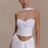 Talia halterneck-top i chiffong och linne – vit Talia halterneck-top i chiffong och linne – vit
