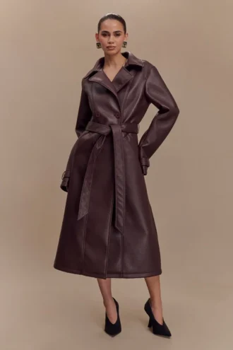 Tarah trenchcoat i imitationsläder – kakaobrun