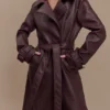 Tarah trenchcoat i imitationsläder – kakaobrun Tarah trenchcoat i imitationsläder – kakaobrun