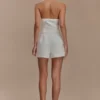 Tiara Halter Neck Suiting Top – Vit Tiara Halter Neck Suiting Top – Vit