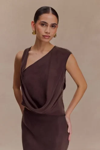 Violeta asymmetrisk topp – mörk choklad