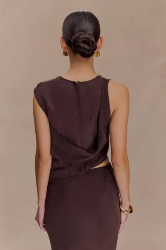 Violeta asymmetrisk topp – mörk choklad