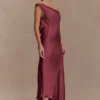 Yvette Slip Maxiklänning med asymmetrisk fåll – Brown Cherry Yvette Slip Maxiklänning med asymmetrisk fåll – Brown Cherry