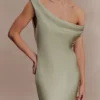 Yvette slip-maxiklänning med asymmetrisk fåll – salvia Yvette slip-maxiklänning med asymmetrisk fåll – salvia